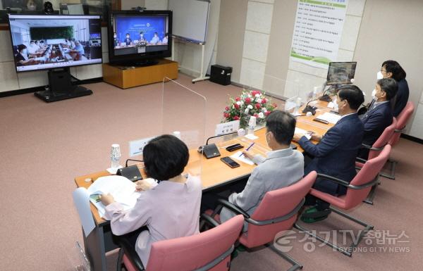 [크기변환]농기원-랴오닝성농업과학원 협약식 (2).jpg