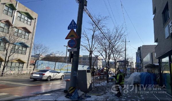 [크기변환]사본 -04- 여주시 가로수 메워심기 공사 착공 (2).jpg