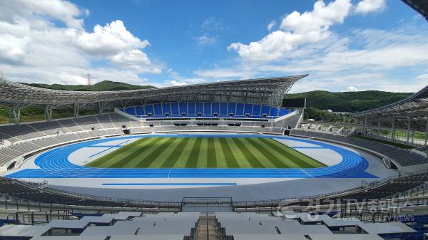 [크기변환]사본 -3. 제51회 전국소년체육대회 경기도 육상대표선수 선발전이 열릴 용인미르스타디움.jpg