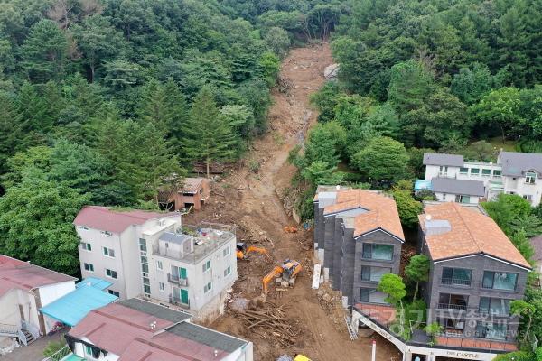 [크기변환]광주시, 드론으로 수해 피해상황 면밀히 파악한다(남한산성면 검복리 45-22 일원 1).JPG