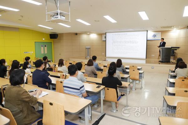 [크기변환]220829_이상일 용인특례시장, 결정의 결과에 책임지는 윤리, 예리한 관찰력과 감각적인 상상력이 공직 리더십의 핵심_사진(2).jpg