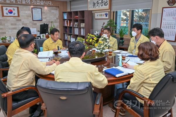 [크기변환]01 양평군 핼러윈 관련 긴급 간부 회의(3).jpg