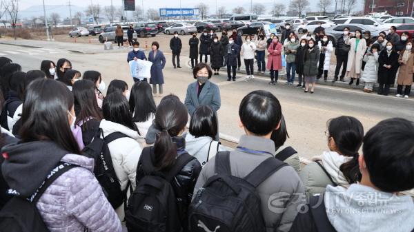 [크기변환]사본 -1. 홈스테이 참여 학생 브레아시 출국2.jpg