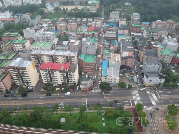 [크기변환]1-1. 용인특례시가 학생들의 안전한 통학환경 조성을 위해 용인고등학교에 승하차 베이 설치를 추진 중이다 (1).JPG