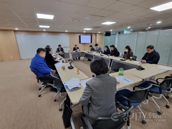 [크기변환]240208 박재용 의원, 장애인복지단체 현안추진TF서 장애인단체 사무실 임차보증금 지원 방안 논의 (1).jpg