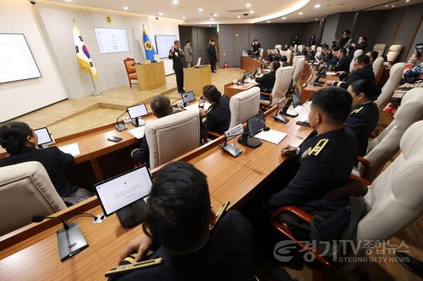 [크기변환]240219 필리핀 메트로마닐라 소방관 도의회 방문, 경기마루 체험전시 통해 의정 이해도 높여 (3).jpg