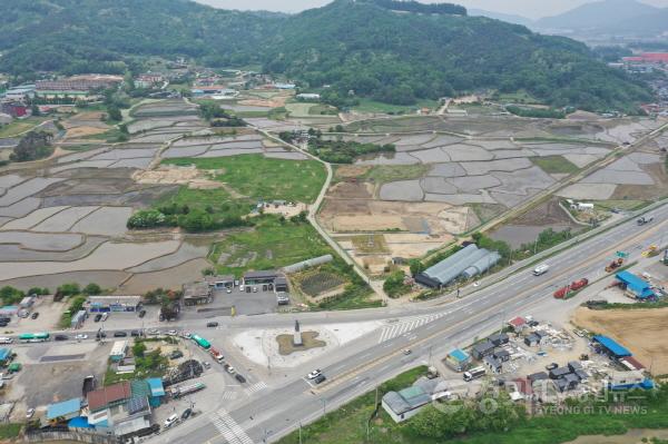 [크기변환]1.안성 봉업사지 전경(남쪽 상공).JPG