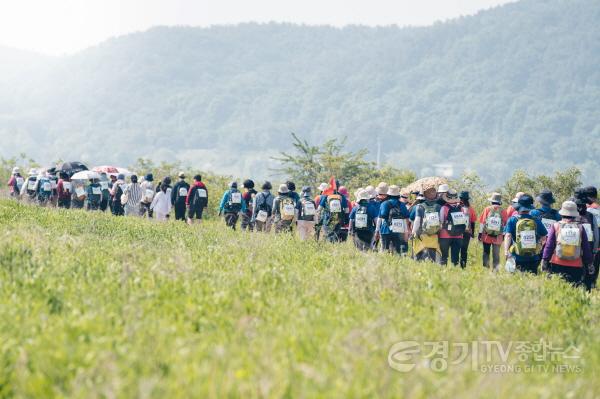 [크기변환]03-여주시 여강길 걷기축제 천년도자의 도 성황리개최(2) (1).jpg