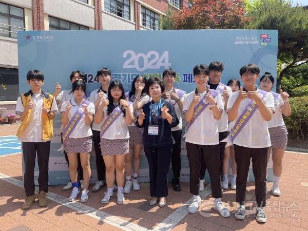[크기변환]240523 황진희 의원, 상업계열 학생들을 위한 꿈과 희망의 메시지 전해 (1).JPG