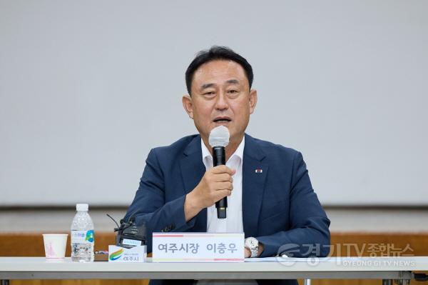 [크기변환]사본 -1주년 기념 언론 브리핑- 현안 해결은 ‘신속’하게, 기업 유치는 ‘치밀’하게 (1) (1).jpg