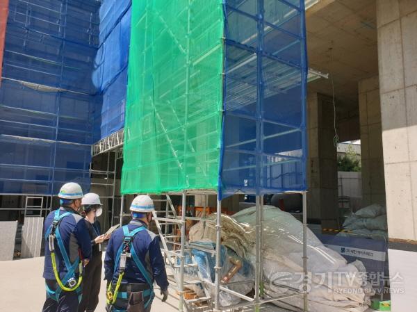 [크기변환]3. 용인특례시가 장마에 대비해 건축공사장 117곳을 점검했다.JPG