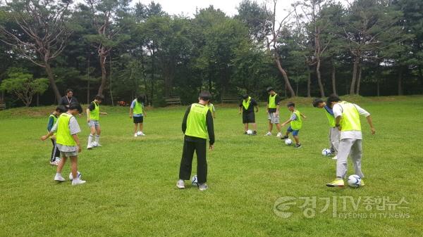 [크기변환]3-2. 용인특례시 처인구보건소의 축구 운동교실.jpg