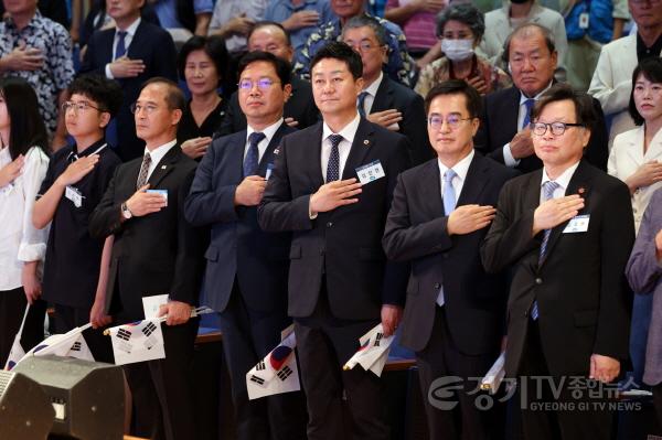 [크기변환]240815 김진경 의장, 15일 제79주년 광복절 경축식 ‘기억_미래를 잇다’ 참석 (2).jpg