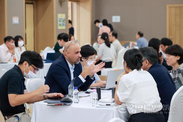 [크기변환]4-2. 용인특례시는 지난 21일 기흥구 고매동 GA코리아 훼미리콘도에서 해외바이어 초청 ‘2024 용인특례시 Y-Trade 수출상담회’를 열었다..JPG