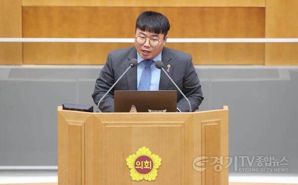 [크기변환]유호준 의원 사진.jpg