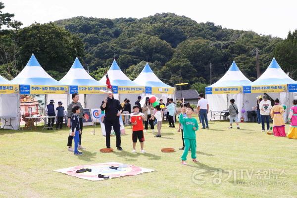 [크기변환]11-4. 5일 포은 정몽주 묘역에서 열린 제20회 포은문화제 행사장 모습.jpg