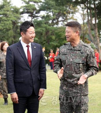 [크기변환]241008 김진경 의장, 7일 ‘육군 제51보병사단’ 방문...장병 헌신과 노고에 감사 전달 (2).jpg