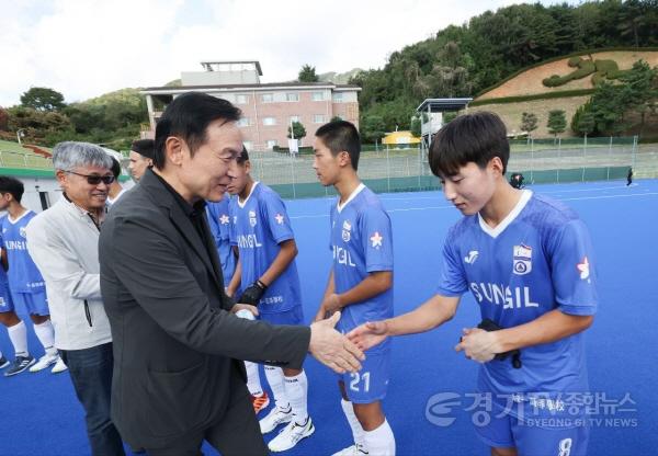 [크기변환]241010_임태희_교육감__“학생_기본에_충실하고_운동하며_학교_명예_높이고_대한민국_중심이_돼야(사진1).jpg