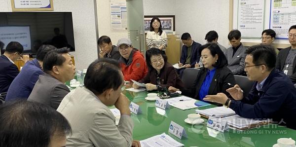 [크기변환]241118 김미리 의원, 경기도 소득자원연구소 방문해 지역 농업 혁신과 글로벌 경쟁력 강화 강조.jpg