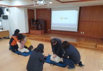 [안성시]  ‘골든타임 4분의 기적’... 안성3동 직원 CPR 교육 실시   -경기티비종합뉴스-