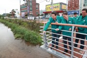 [경기티비종합뉴스] 이상일 용인특례시장, 수지구 고기동 공사현장과 고기교 주변 방문해 호우 대비 안전 점검