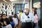 [경기티비종합뉴스] 이재준 수원시장, 초복 맞아 공직자들에게 삼계탕 배식