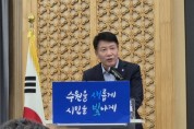 [경기티비종합뉴스] 수원특례시 곽도용 문화청년체육 국장, 세계유산 수원화성 일원 ‘수원 3대 가을 축제’ 언론브리핑